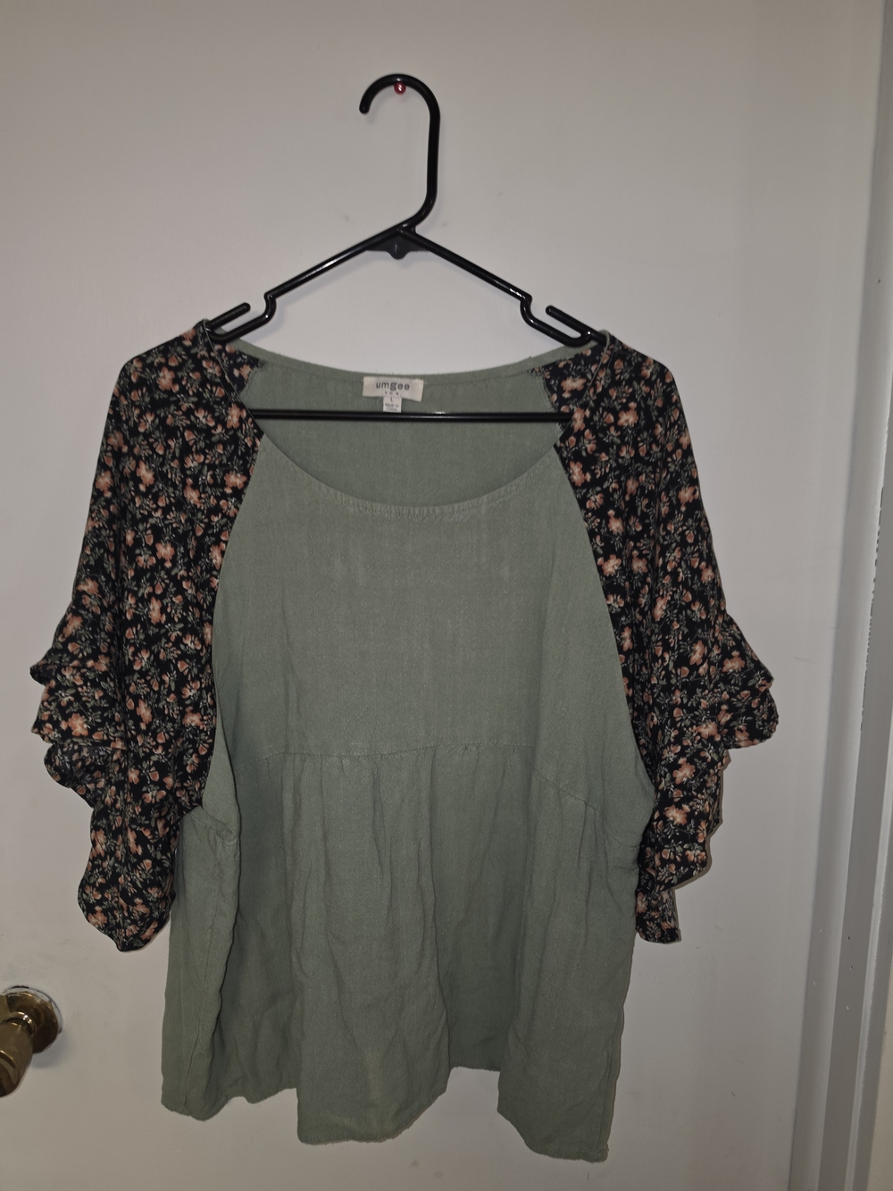 Umgee Sage Green Tunic with Black Peach Floral Ruffle Sleeves